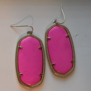 Kendra Scott neon pink Danielle’s in gold